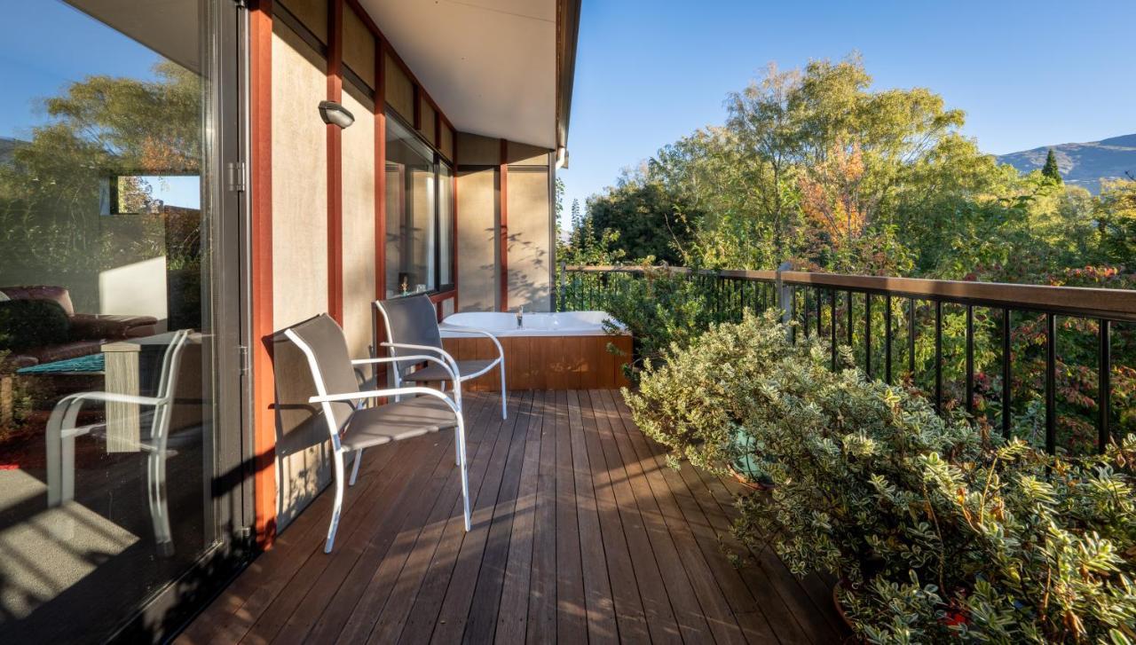 Private And Peaceful Studio Apartment Уанака Екстериор снимка